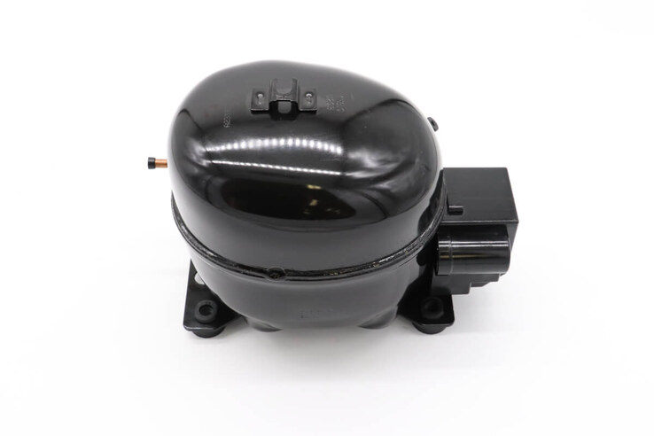 Maxima Compressor – Num70ca1 · 09400513