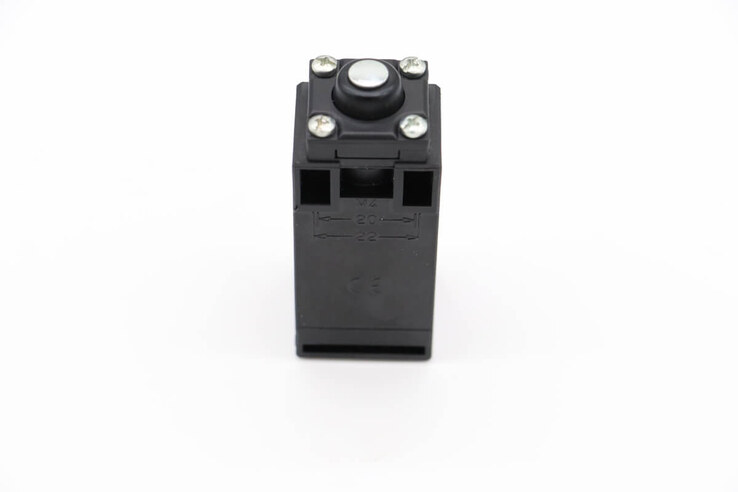 Maxima M700 – Endschalter (Ac15 6A/250V) · 09399174
