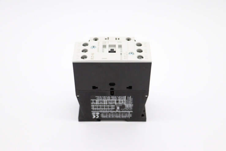 Maxima VN2000 – Contactor Dilm 1710 220V 7,5 Kw Moeller · 09200314