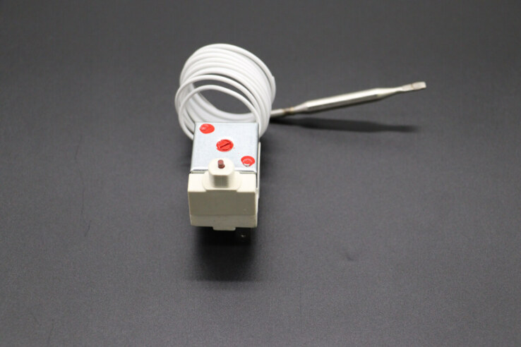 Maxima VN(G) – Sicherheitsthermostat Ego 170C · 09200138