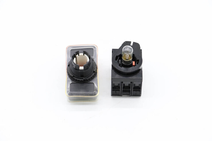 Maxima VC450 – Ein-/Ausschalter # 038 · 09301122
