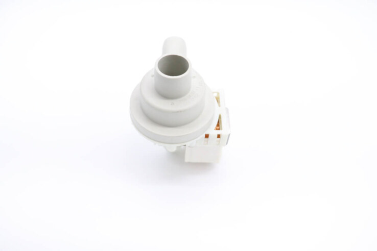 Maxima VN(G)350/500 ULTRA – Ablauf Pumpe · 09200113