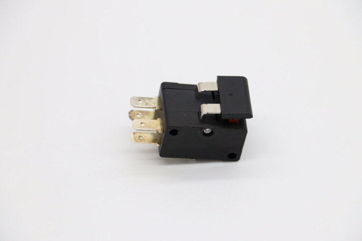 Maxima MSB450/650/850 – Ein-/Ausschalter (Nm) · 08410029