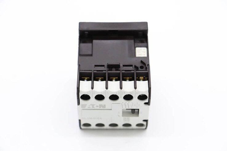 Maxima M700 – Schütz 220V 4Kw · 09399169
