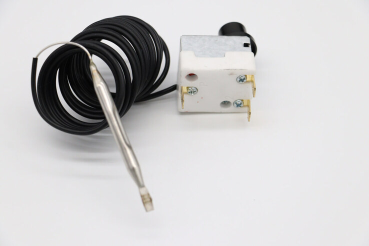 Maxima DW – Thermostat 110 C 67878 + Halterung · 09240815