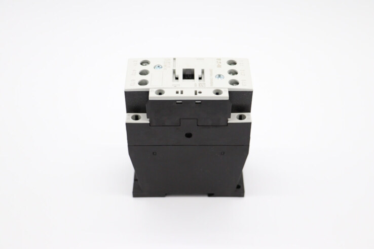 Maxima VN2000 – Contactor Dilm 1710 220V 7,5 Kw Moeller · 09200314