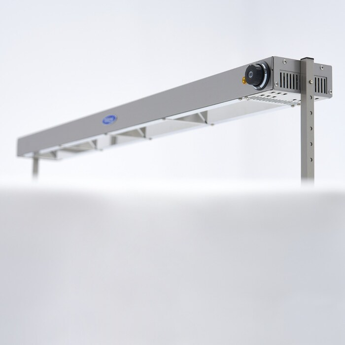 Maxima Warmhalteleiste · 137 cm · für Deckenmontage & Freistehend geeignet · 09362304