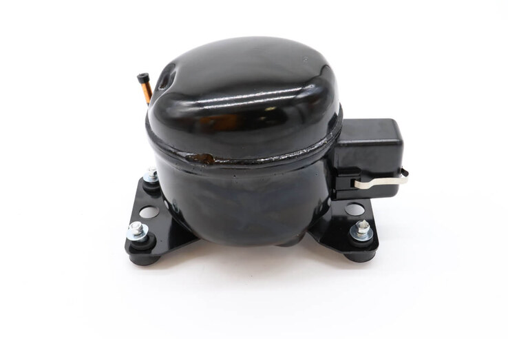 Maxima M-Ice 24/28/30F/24W/45W/30Fw/50Fw – Qd35r compressor · 09300124