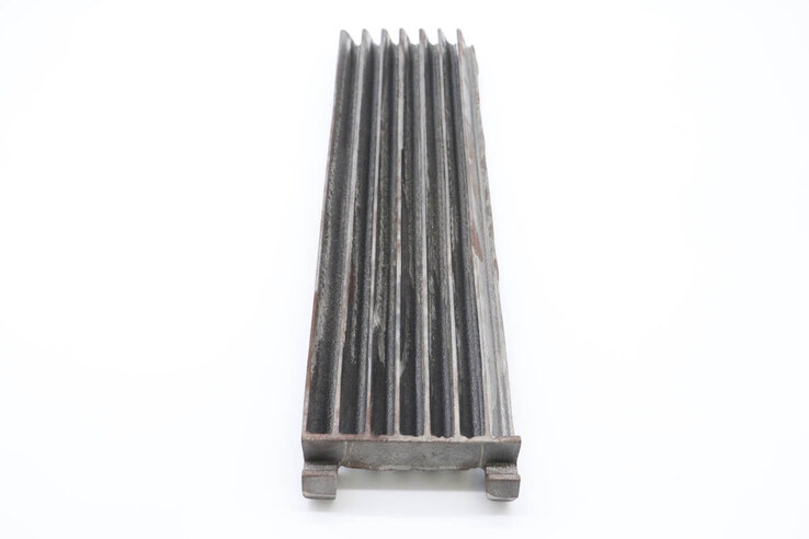 Maxima M700 CHARGRILL – Gusseisen Gitter 480X133x35 mm · 09399013