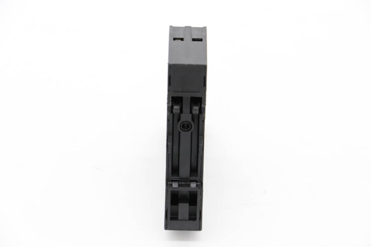Maxima VN500/2000 – Relais bus Rm85-2011-25 · 09200233