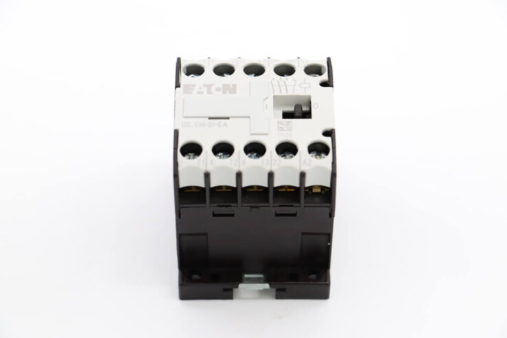 Maxima M700 – Schütz 220V 4Kw 09399169