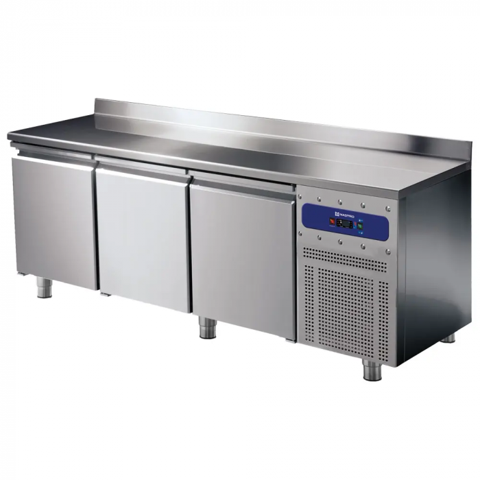 Kühltisch 3 Türen GN 1/1 mit Aufkantung 2-8°C - Professioneller Kühlbereich für die Gastronomie