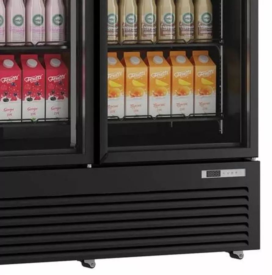 Getränkekühlschrank 3 Glastüren 1530L Umluftkühlung 0-10°C