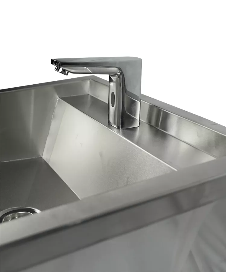 Edelstahl Waschbecken 600 mm mit Spritzschutz Edelstahl Waschbecken 600 mm mit Spritzschutz