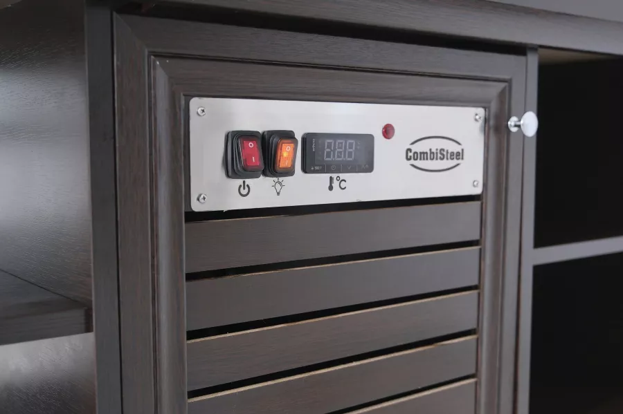 Buffet GN 5/1 gekühlt – Mahagoni, statisch, LED, 0,4 kW, 5× GN 1/1 Buffet GN 5/1 gekühlt – Mahagoni, statisch, LED, 0,4 kW, 5× GN 1/1