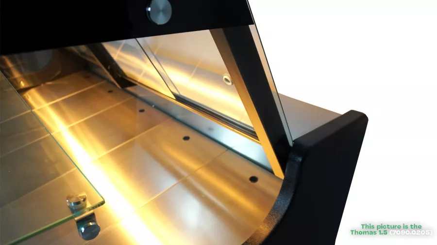 Kühlvitrine 460 l – Umluft – LED – Klappglas & Snack-Etage Kühlvitrine 460 l – Umluft – LED – Klappglas & Snack-Etage