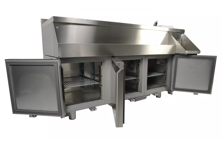 Kühltisch mit Cocktailbar-Station – 3 Türen – 280 l Kühltisch mit Cocktailbar-Station – 3 Türen – 280 l
