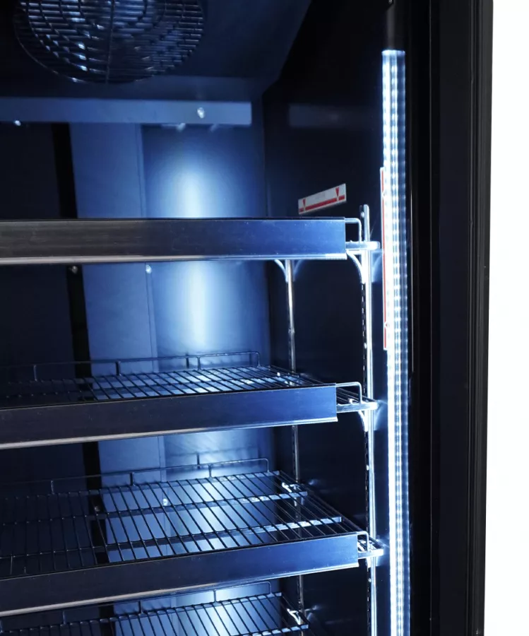 Glastürkühlschrank 450 l – schwarz, LED, Umluft Glastürkühlschrank 450 l – schwarz, LED, Umluft