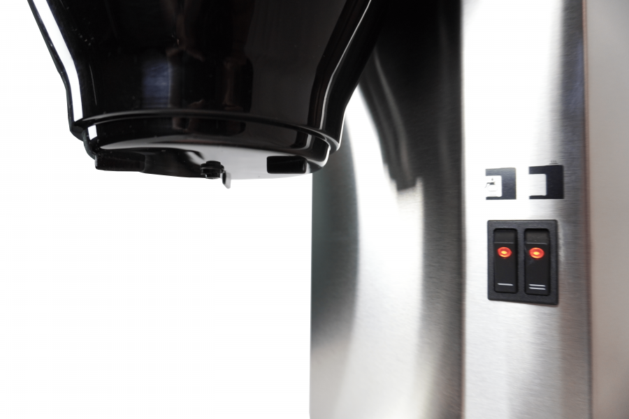 Kaffeemaschine mit 2 Glaskannen 1,8 L – 100 Tassen/Stunde Kaffeemaschine mit 2 Glaskannen 1,8 L – 100 Tassen/Stunde