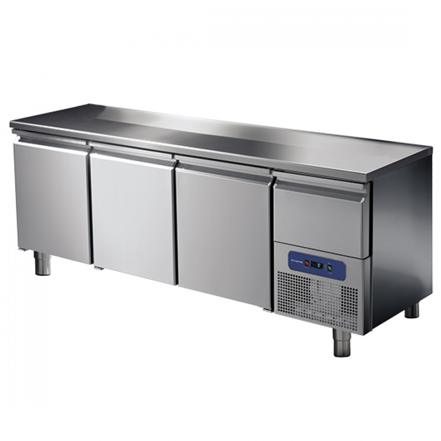 Kühltisch 3 Türen GN 1/1 mit gekühlter Schublade 2-8°C - Gastrohot