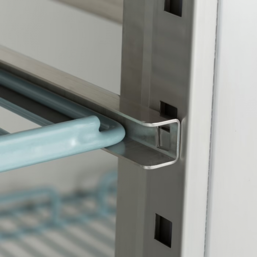 Gastro Gefrierschrank - 1400 l - 6 Einstellbare Regale (2/1 GN) - auf Rädern - inkl. Regale