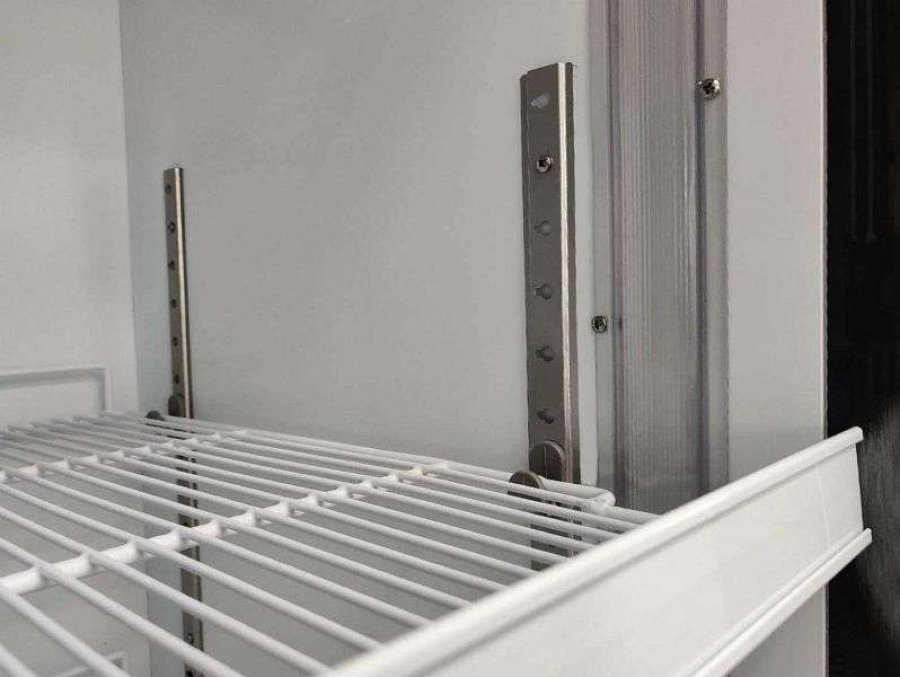 Skyrainbow Getränkekühlschrank mit Display – 305 L (+2 °C bis +8 °C)