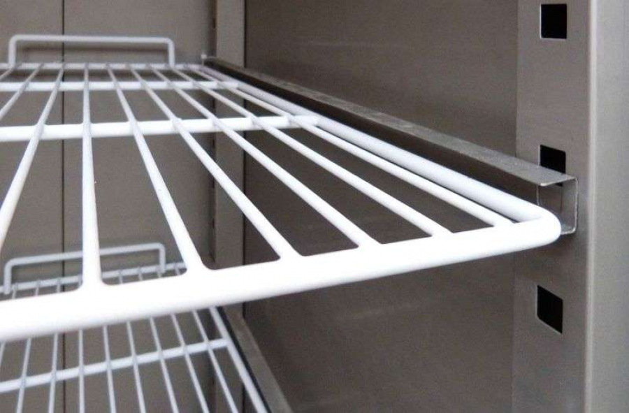 Edelstahltiefkühlschrank, Inhalt 1333 Liter, GN2/1