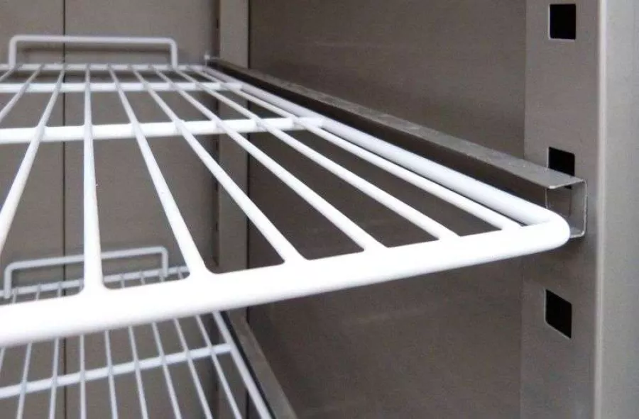 Edelstahltiefkühlschrank, Inhalt 1333 Liter, GN2/1