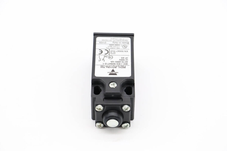 Maxima M700 – Endschalter (Ac15 6A/250V) · 09399174
