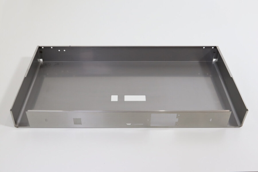 Maxima (F)R600GN – Frontblende (oben) · 09400517