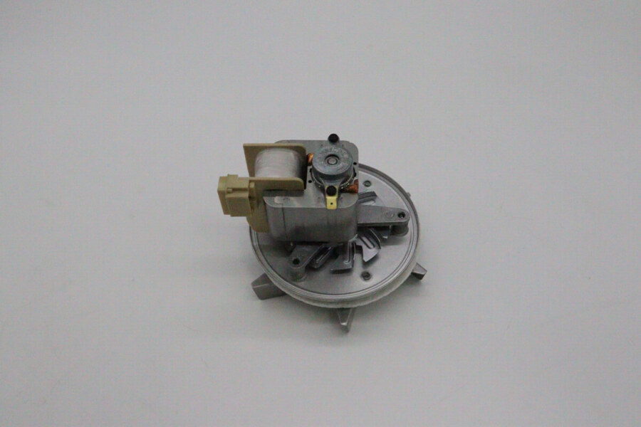 Maxima MCO – Ventilatormotor #11 · 09348540