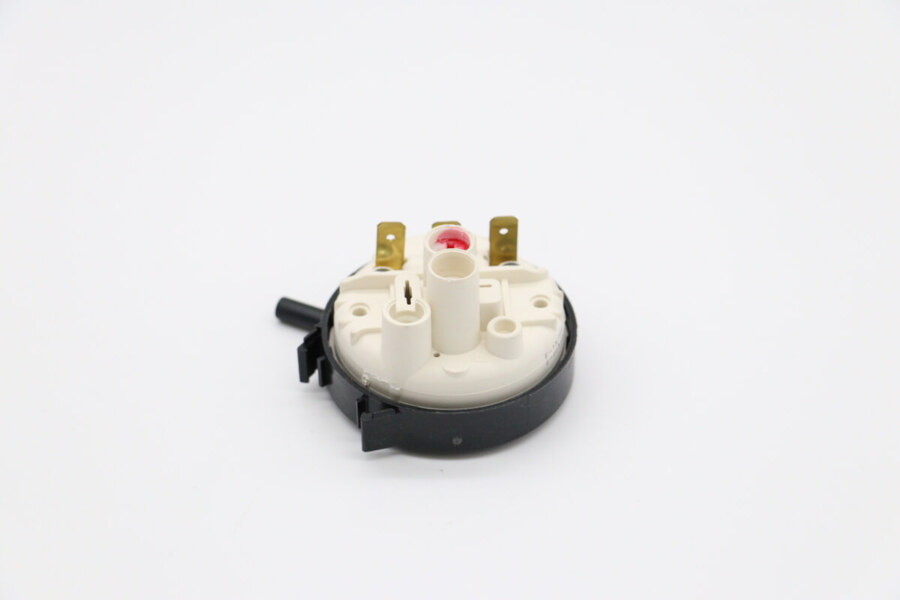 Maxima PRESSURE SWITCH HORIZONTAL Ø 58MM – 95/75Mbar 6 mm · 08558011