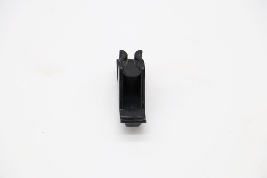 Maxima SC235 – Einlegeboden Clip (Schwarz) (Nm) · 09401321