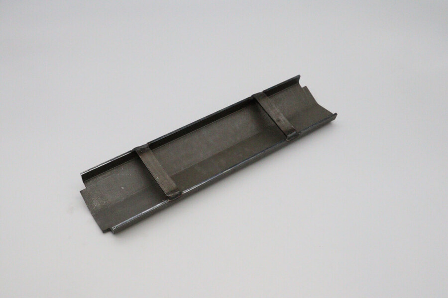 Maxima M600 GRILL – Stahlteil für oberen Brenner · 09392037