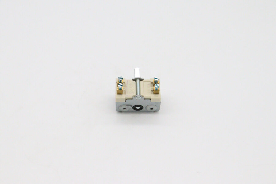 Maxima M700 – 2 Stange On Off Schalter · 09399155
