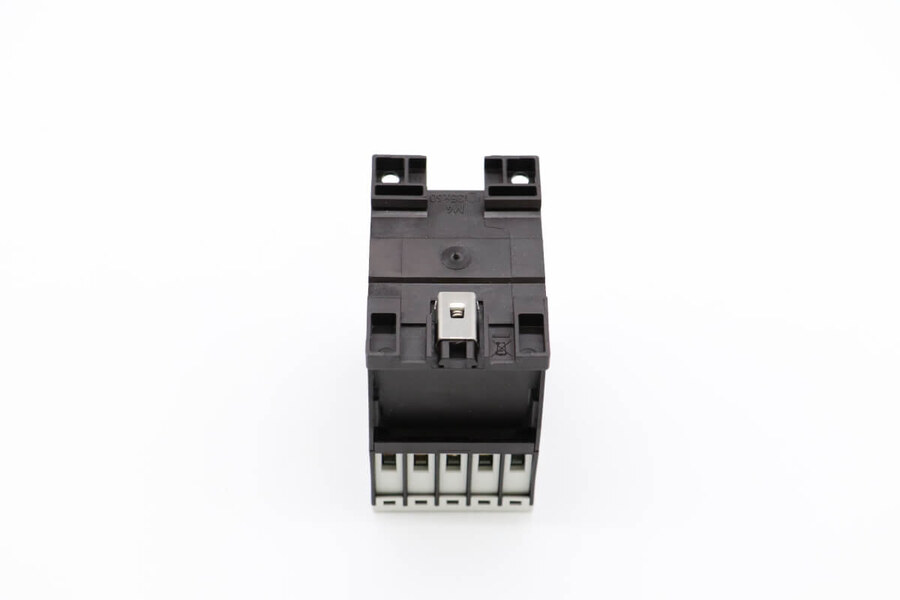 Maxima M700 – Schütz Dilm 12-10 220V · 09399142