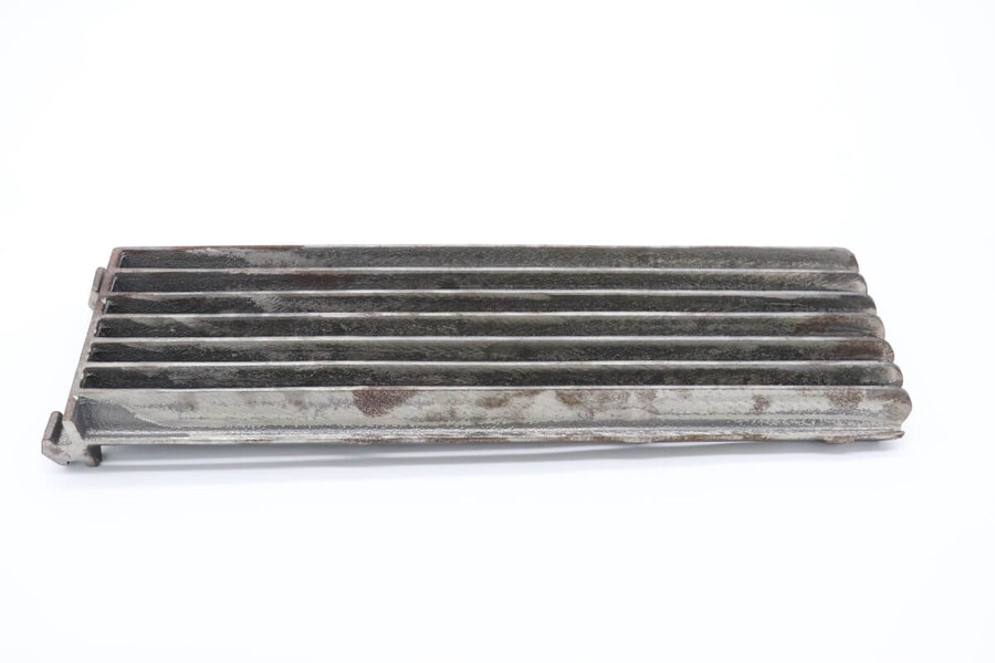 Maxima M700 CHARGRILL – Gusseisen Gitter 480X133x35 mm · 09399013