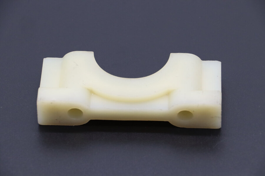 Maxima BRS – Hauptteil Lager Sockel #24 · 09373073