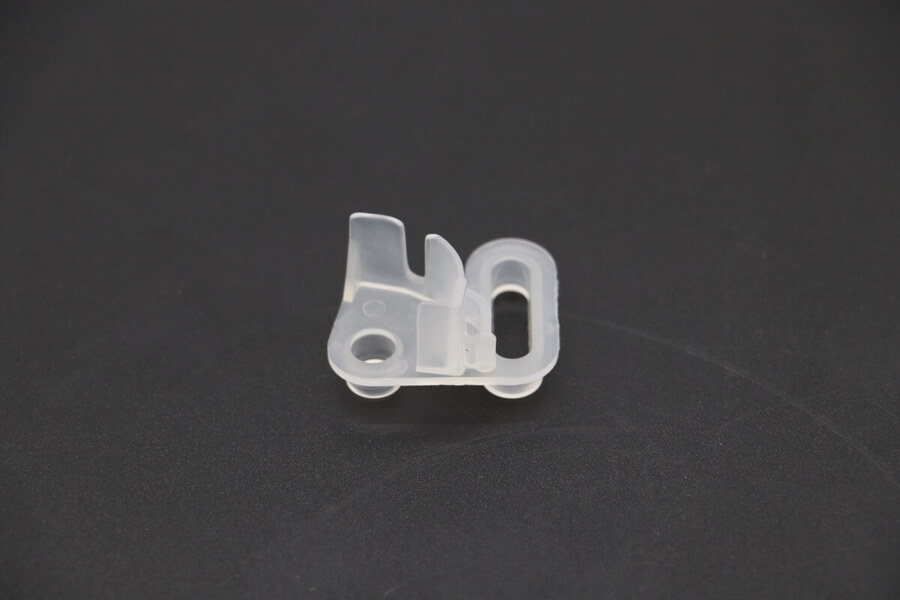 Maxima HD50 – Nylon Tür Scharnier (Rechts) 09400667