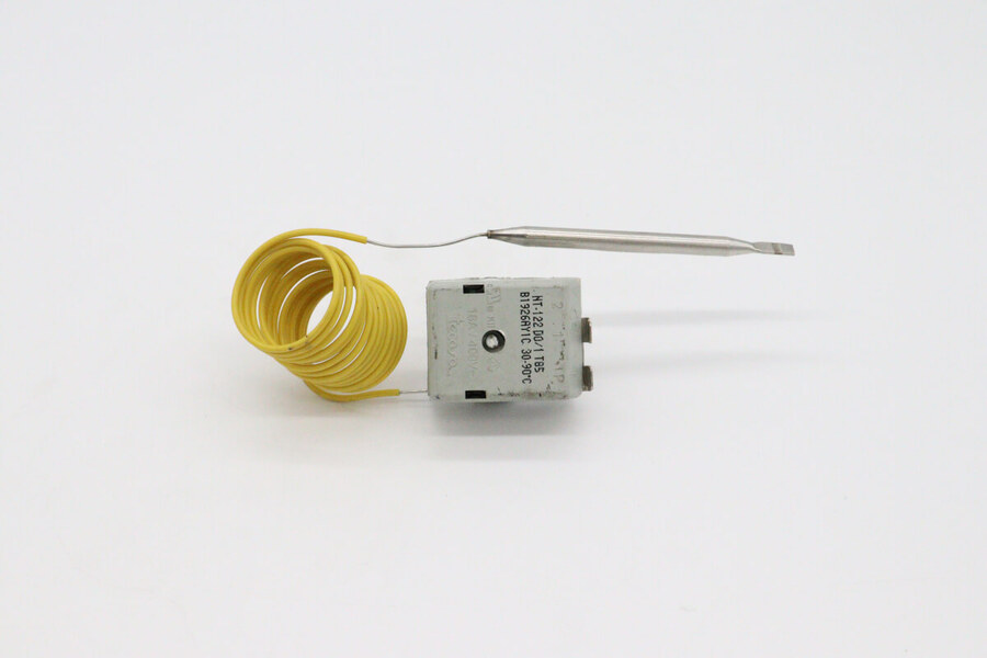 Maxima M700 – Thermostat 30-90 C Einphasig 09399145
