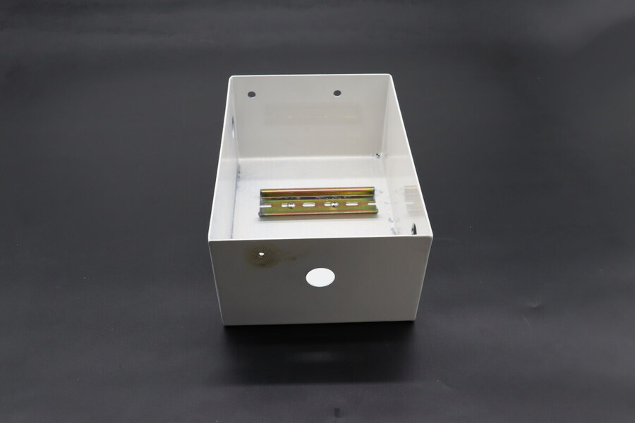 Maxima BRS – Elektrisch Gehäuse mit Schiene #79+80 · 09373127