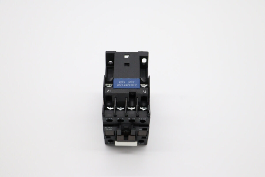 Maxima Epo1/2/3 contactor (Om) · 09303016