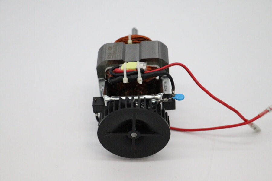 Maxima MSB650 – Motor #18 (Nm) · 08410119