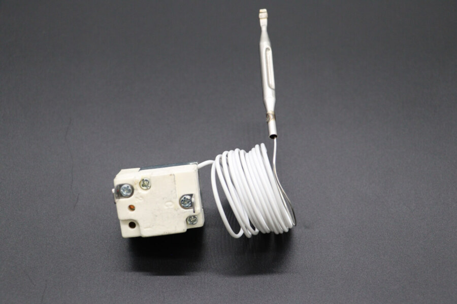 Maxima VN(G) – Sicherheitsthermostat Ego 170C · 09200138