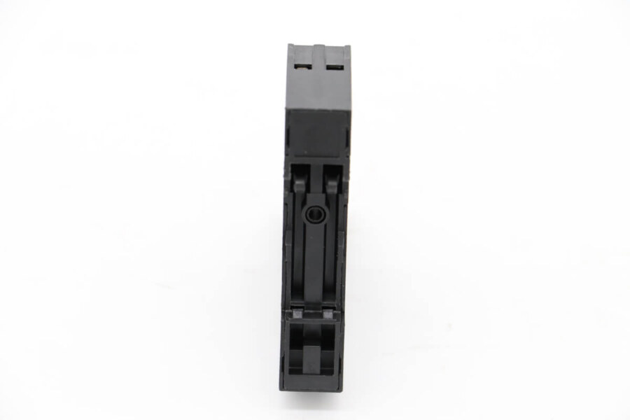 Maxima VN500/2000 – Relais bus Rm85-2011-25 · 09200233