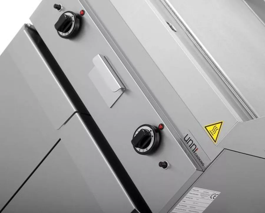 Gas-Bratplatte 650 SERIES glatt mit Röhrenbrenner