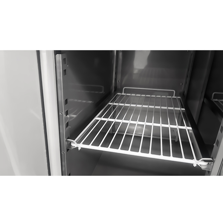 Kühltisch 4 Türen ohne Aufsatz 2230x700x850mm R290 Zwangsgekühlt