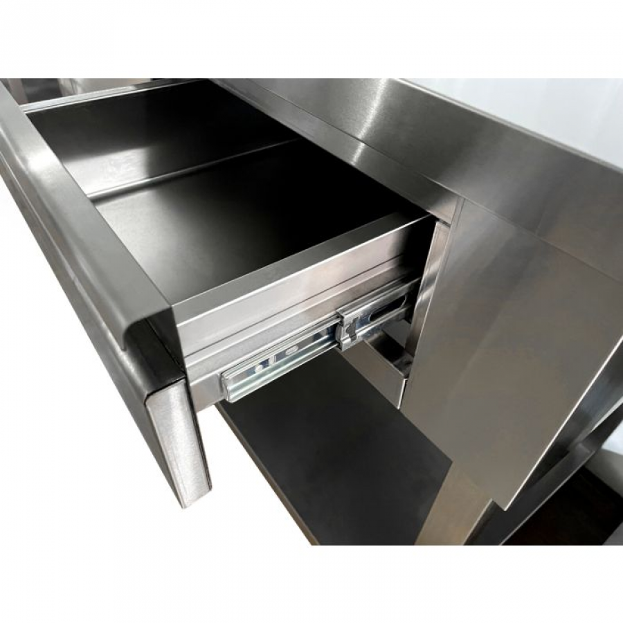 Edelstahl Arbeitstisch 1250x600x1150 für professionelle Arbeitsbereiche