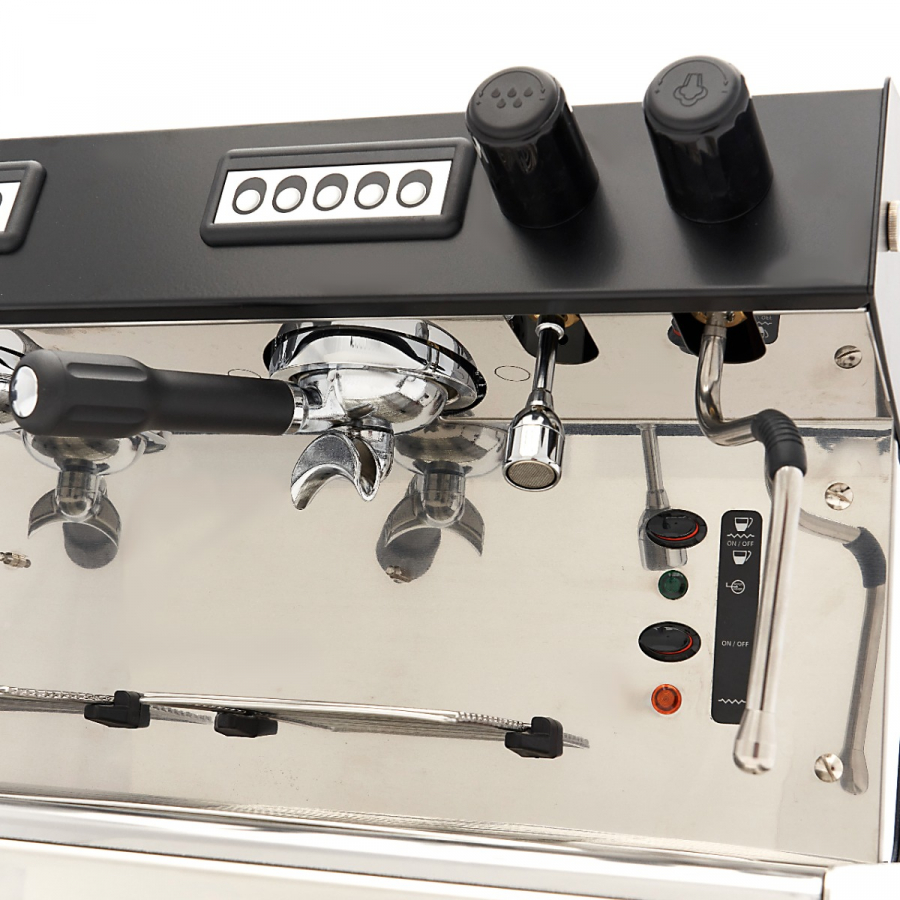 Espressomaschine - 3 Kolben - 540 Tassen pro Stunde Espressomaschine - 3 Kolben - 540 Tassen pro Stunde