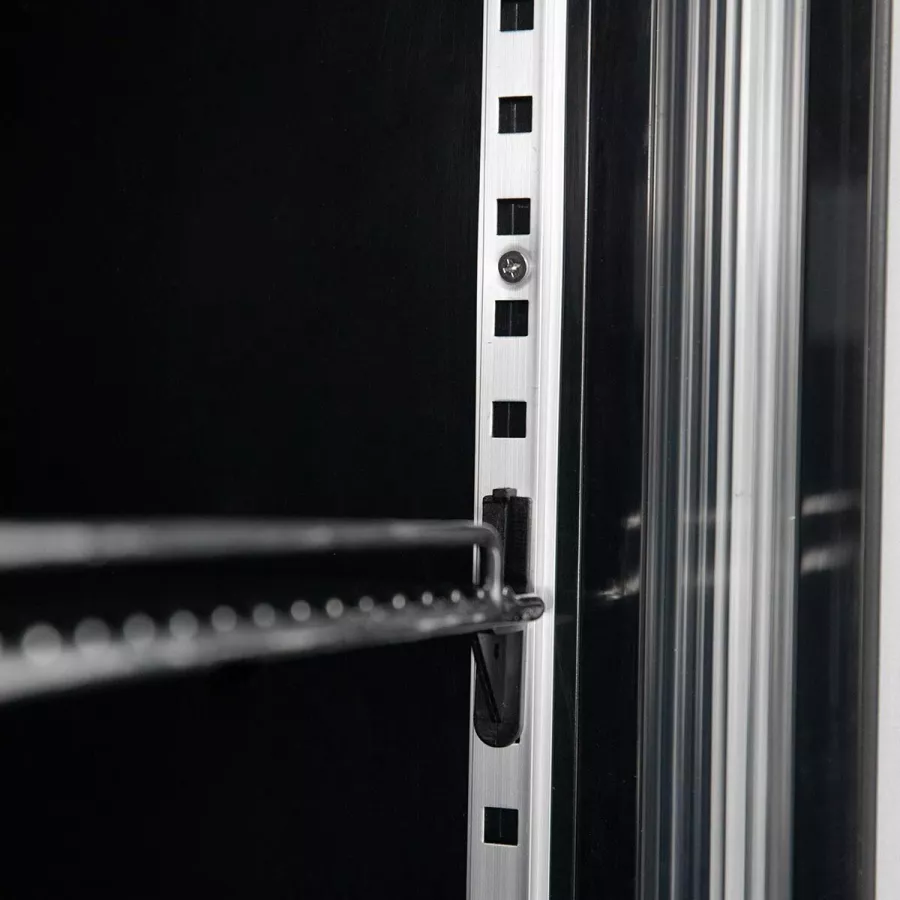TOPLINE Getränkekühlschrank 1040 Liter mit LED-Leuchtaufsatz TOPLINE Getränkekühlschrank 1040 Liter mit LED-Leuchtaufsatz